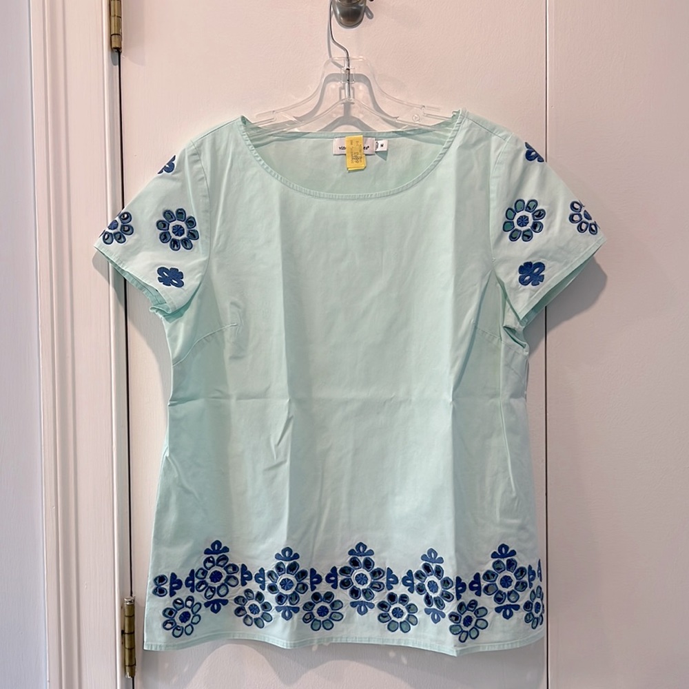 Vineyard Vines top